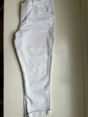 Old Navy White slim style jeans